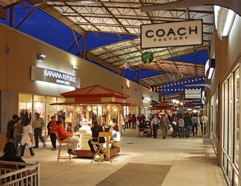 Outlets mercedes - Monday-Tuesday-Wednesday-Thursday-Friday 10:00 AM to 9:00 PM. Saturday 10:00 AM to 9:00 PM. Sunday 11:00 AM to 7:00 PM. Rio Grande Valley Premium Outlets operates EXTENDED opening hours on Black Friday and REDUCED hours on Christmas Eve, New Year’s Eve, New Year’s Day. The mall …